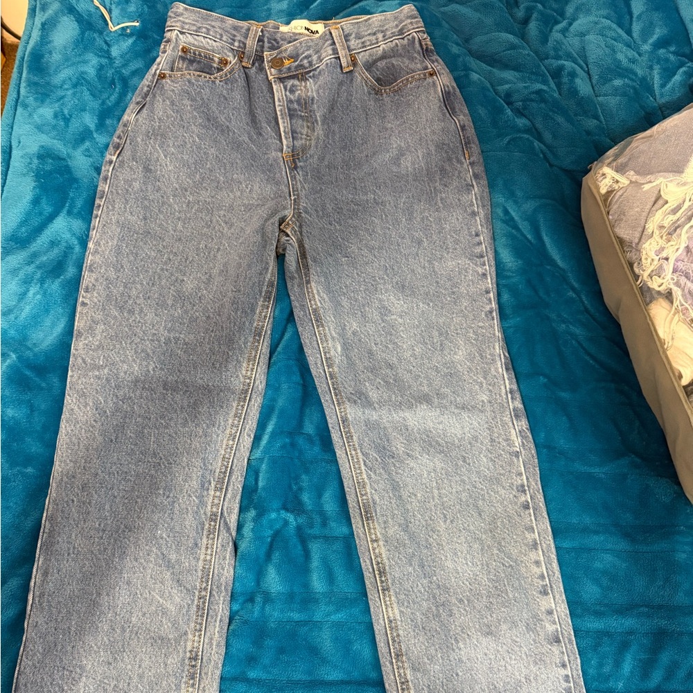 Fashion Nova Short Inseam Crossover Straight Leg Jeans - Medium Wash